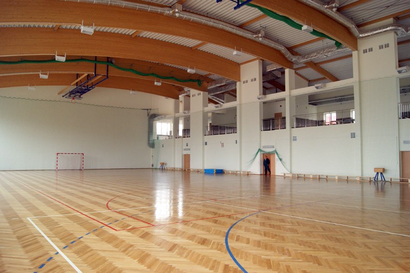 Nowa hala sportowa przy Zespole Szk&oacute;ł Elektronicznych